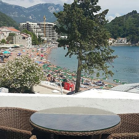 Apartments Mtv Petrovac Exterior foto