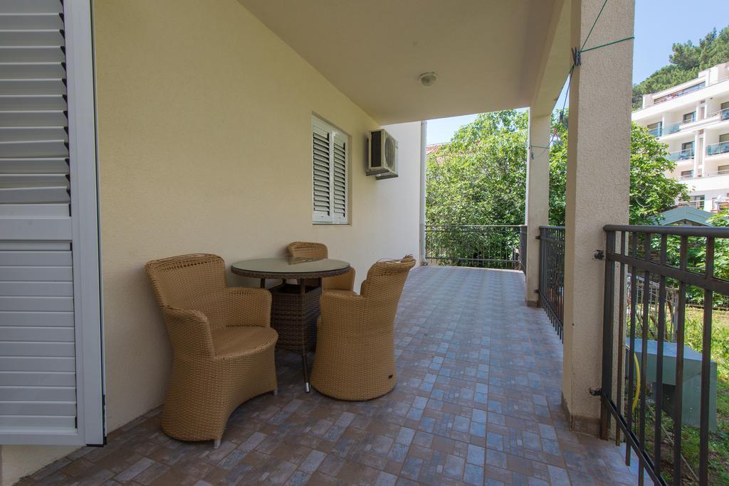 Apartments Mtv Petrovac Exterior foto